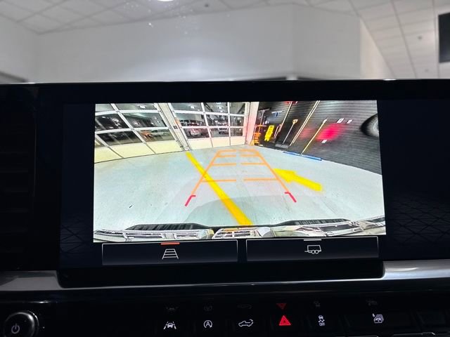 Used 2025 GMC Sierra 1500 SLT image 23