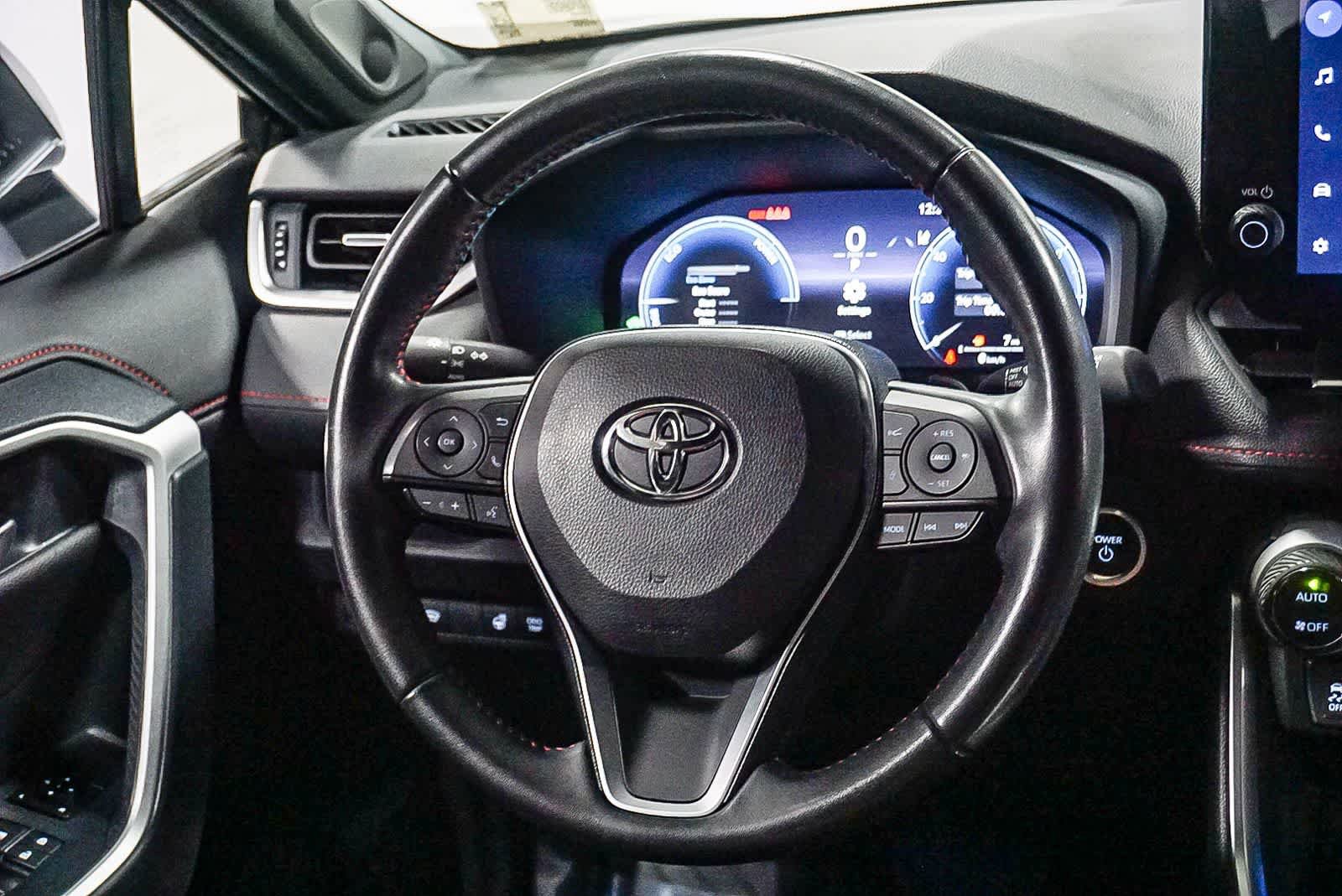 Used 2023 Toyota RAV4 XSE w/ Weather Package image 17