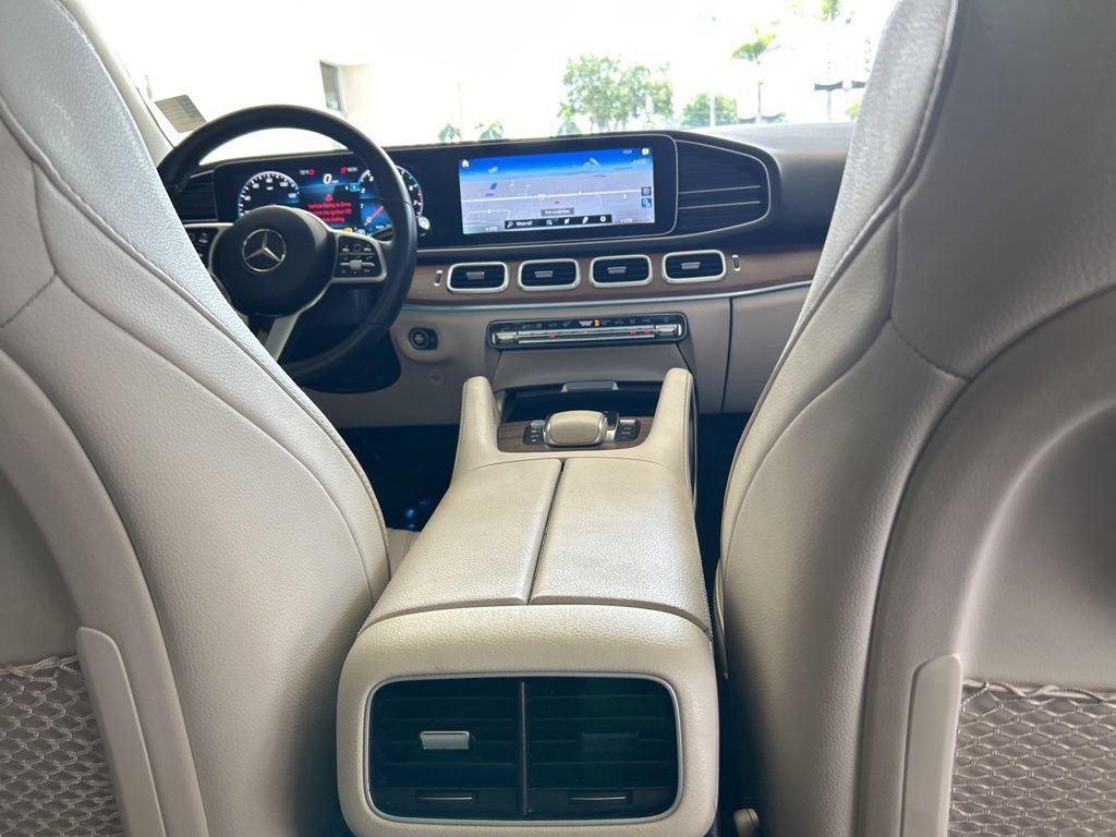 Used 2022 Mercedes-Benz GLE 450 4MATIC w/ AMG Line Exterior image 34