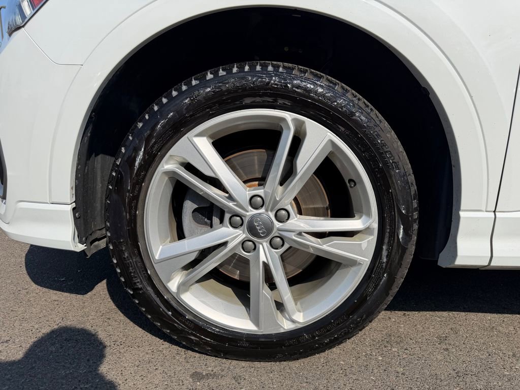 Used 2020 Audi Q3 2.0T Premium Plus w/ Premium Plus Package AWD/4WD image 10