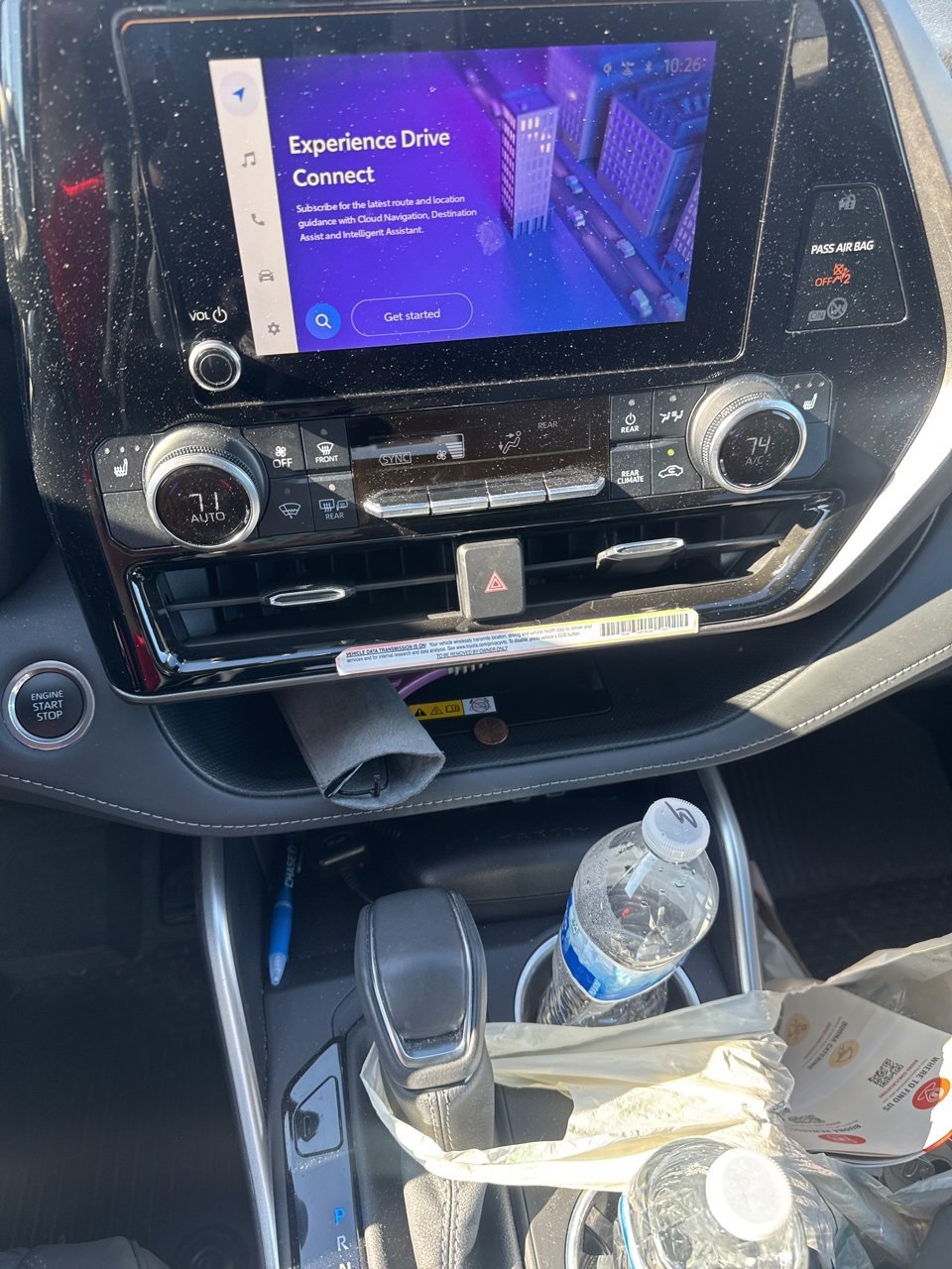 Used 2024 Toyota Highlander XLE image 10