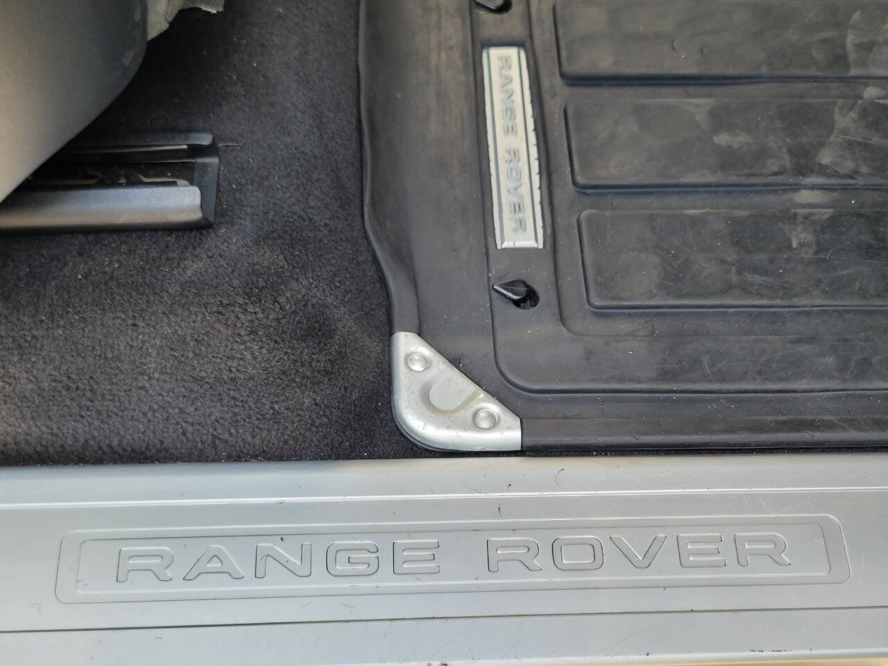 Used 2015 Land Rover Range Rover Sport Supercharged image 17