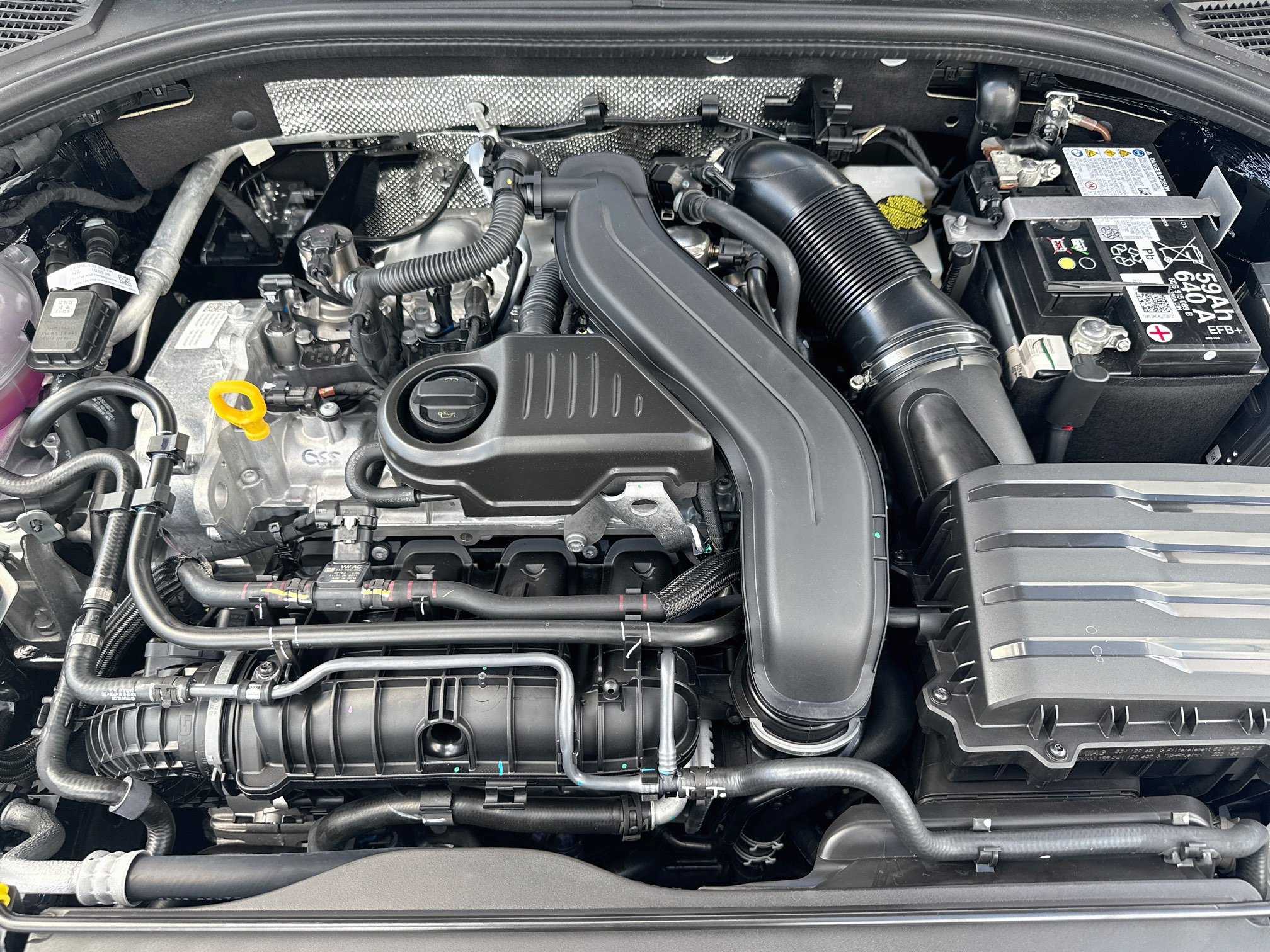 New 2027 Volkswagen Jetta SE FWD image 24