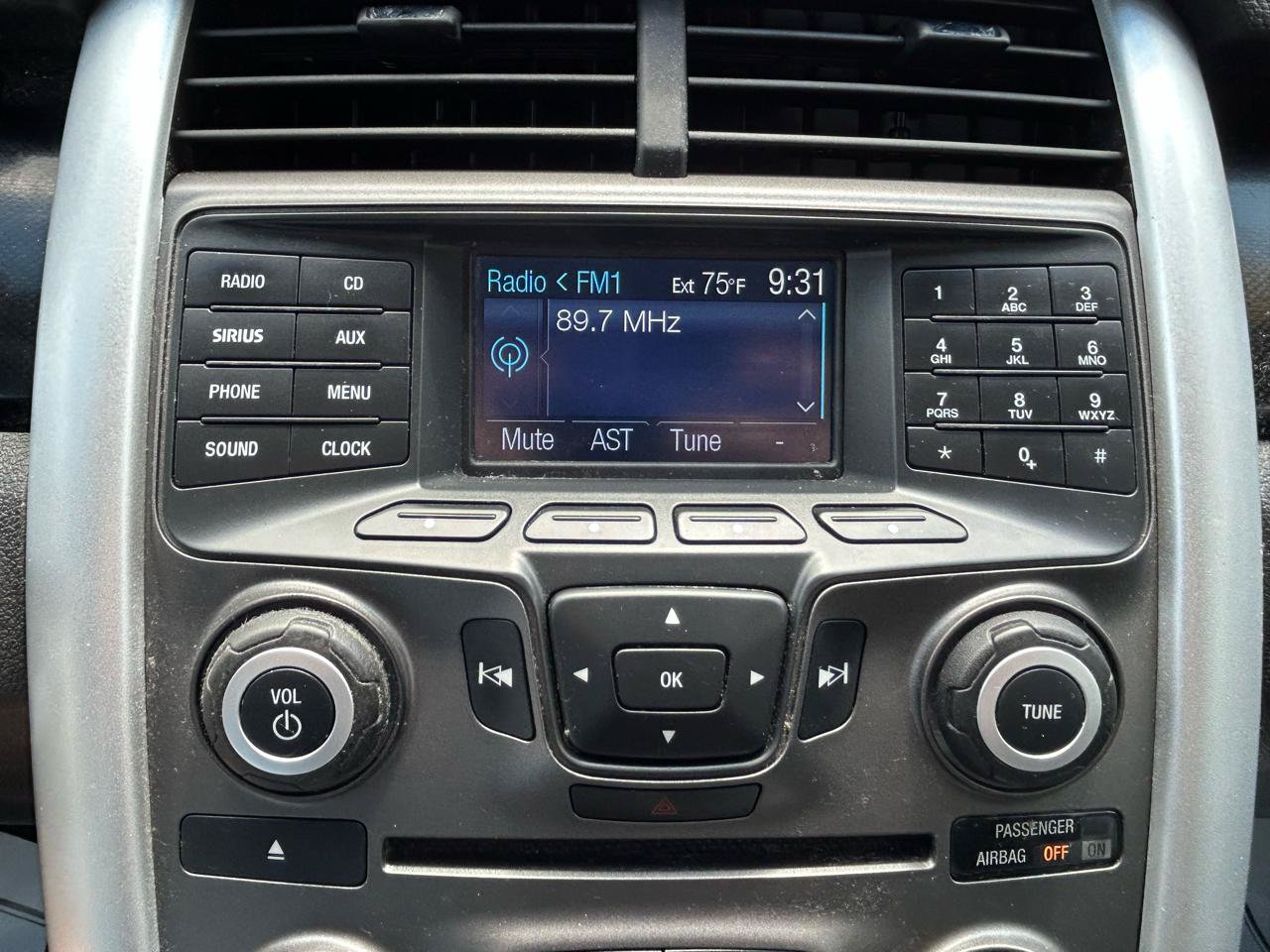 Used 2012 Ford Edge SE FWD image 22