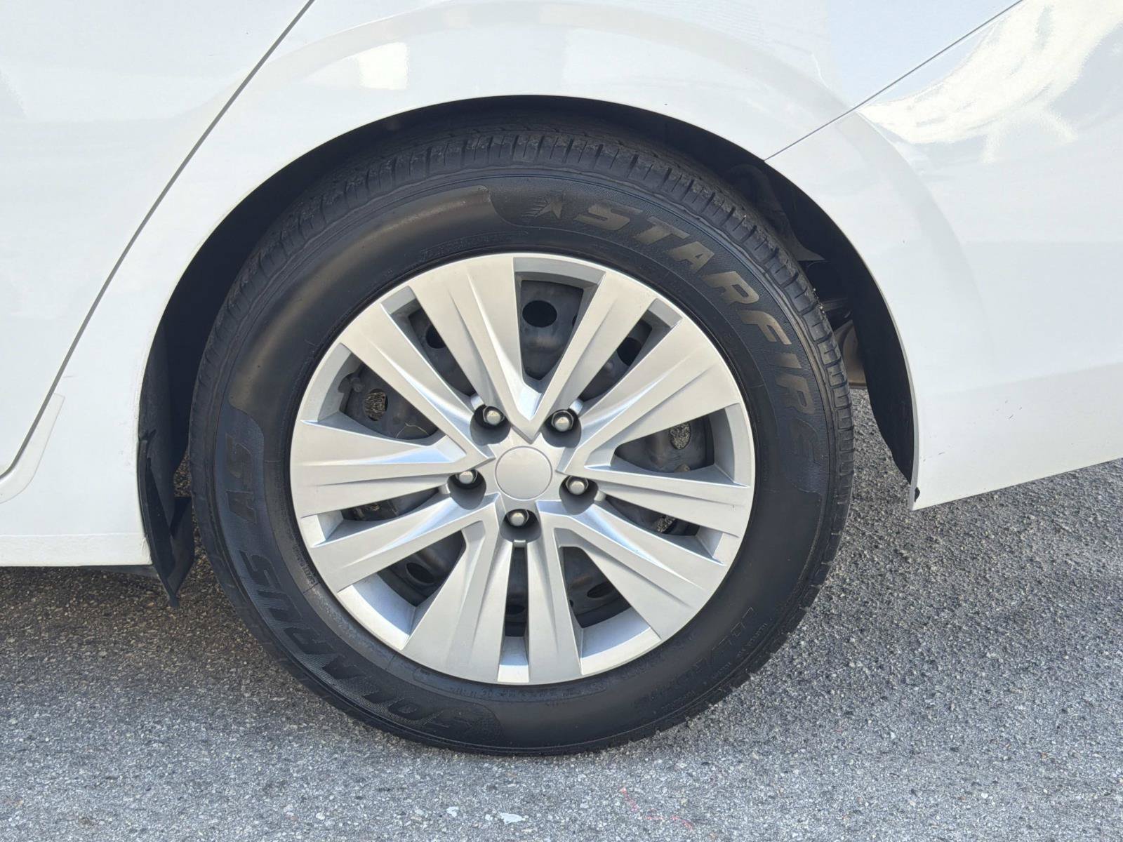 Used 2024 Nissan Sentra S FWD image 6
