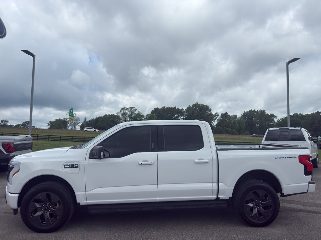 Certified 2024 Ford F150 Lightning Flash AWD/4WD image 8