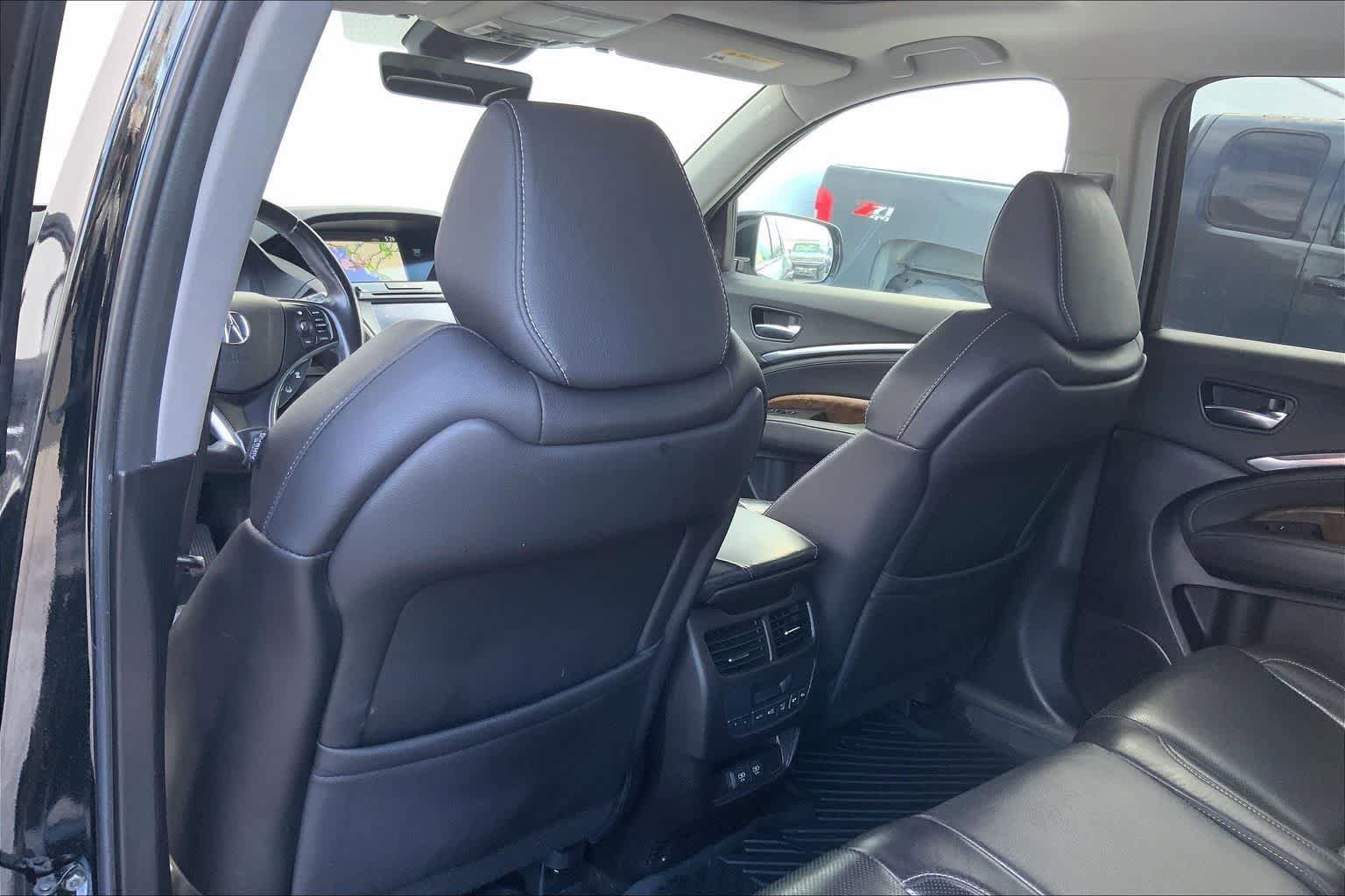 Used 2019 Acura MDX FWD w/ Technology Package image 12