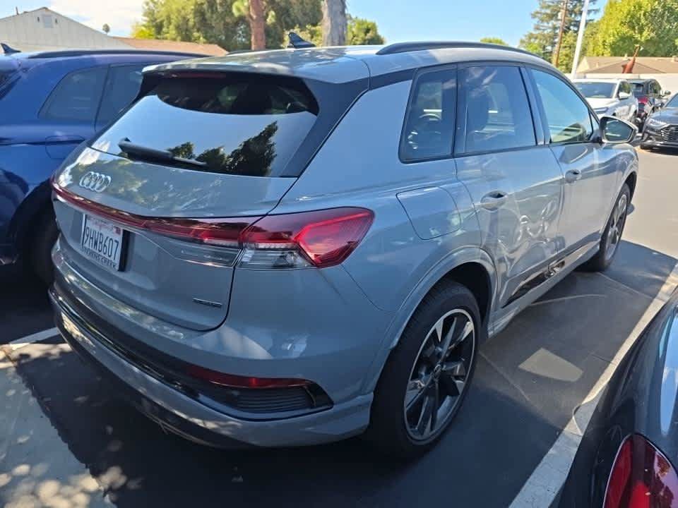 Used 2023 Audi Q4 e-tron Premium Plus w/ Premium Plus AWD/4WD image 3