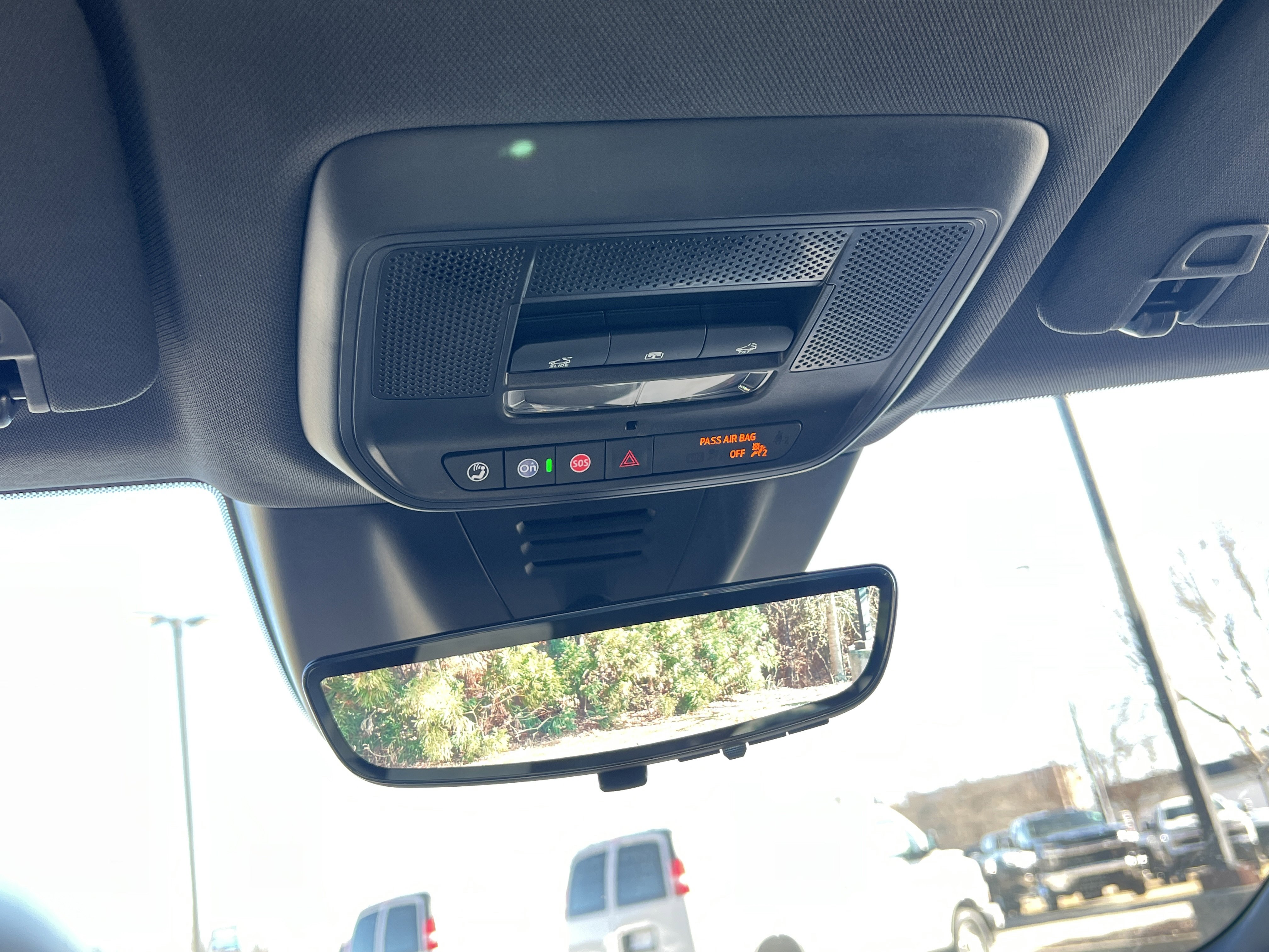 New 2025 Chevrolet Equinox EV RS w/ Convenience Package II image 33