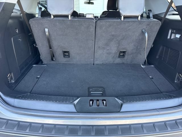 Used 2022 Ford Explorer XLT w/ Equipment Group 202A RWD image 22