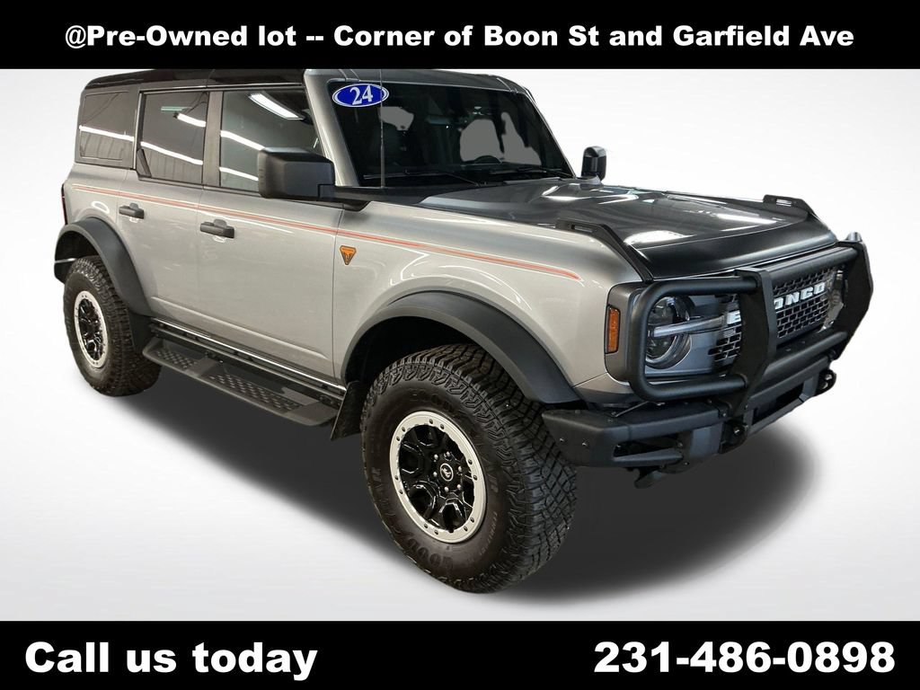 Used 2024 Ford Bronco Badlands w/ Sasquatch Package AWD/4WD image 7