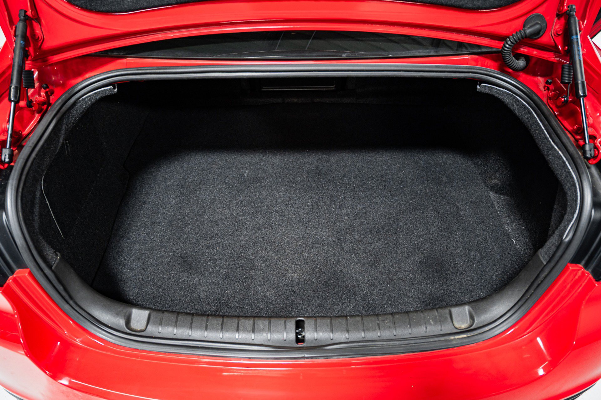 Used 2015 Chevrolet SS image 28