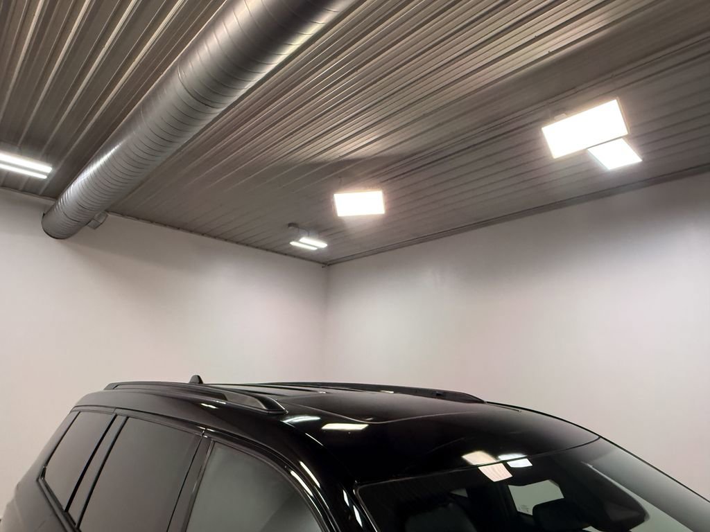 Used 2023 Jeep Grand Cherokee L Laredo AWD/4WD image 46