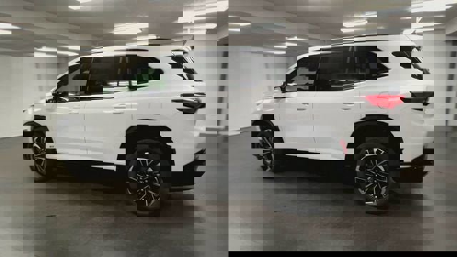 New 2026 Buick Enclave Sport Touring w/ Power Package image 6