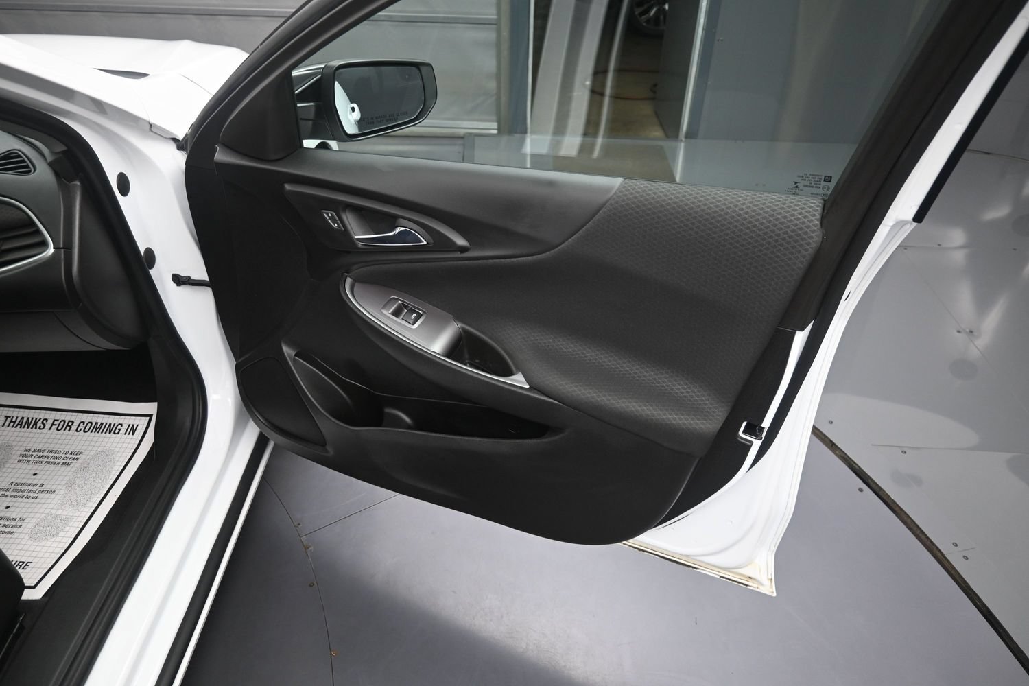 Used 2022 Chevrolet Malibu LT w/ Redline Edition FWD image 39