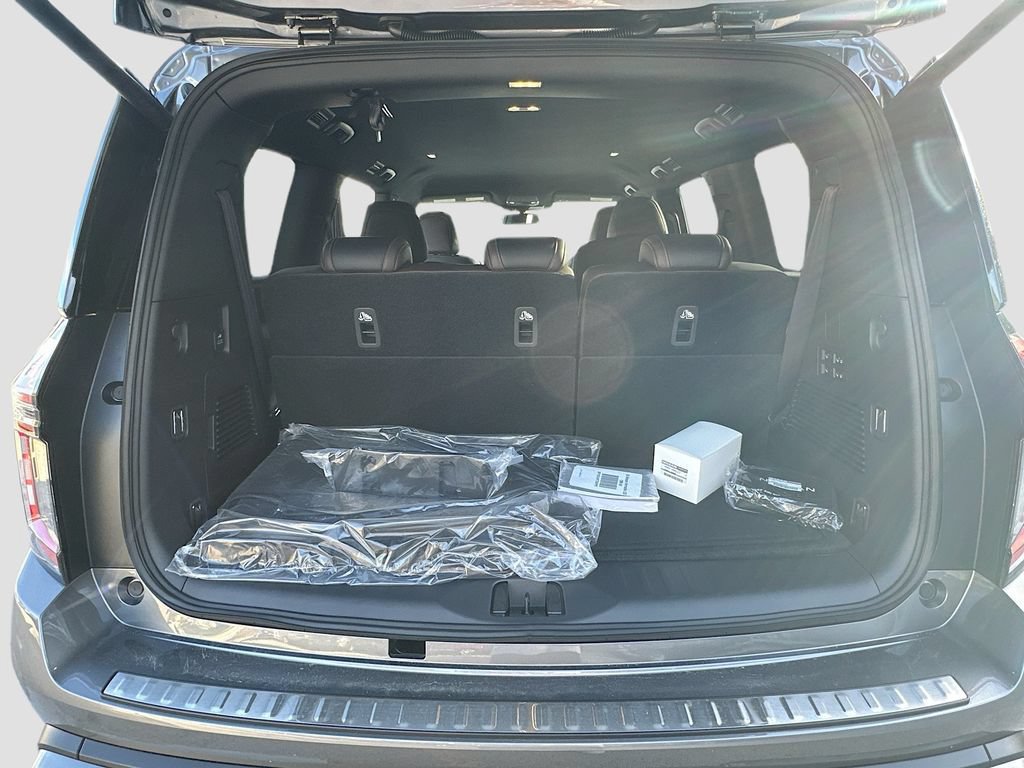 New 2026 Nissan Armada SL w/ Captain's Chari Seat Package AWD/4WD image 28