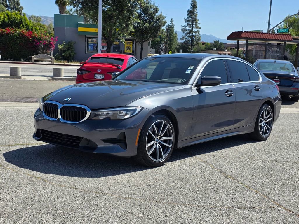 Used 2020 BMW 330i Sedan w/ Driving Assistance Package RWD image 9