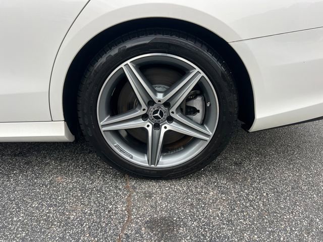 Used 2018 Mercedes-Benz E 400 4MATIC Sedan image 39