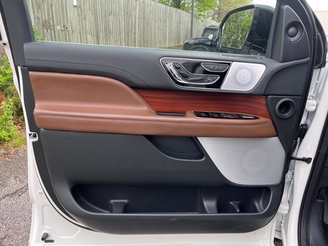 Used 2024 Lincoln Navigator L Reserve image 14