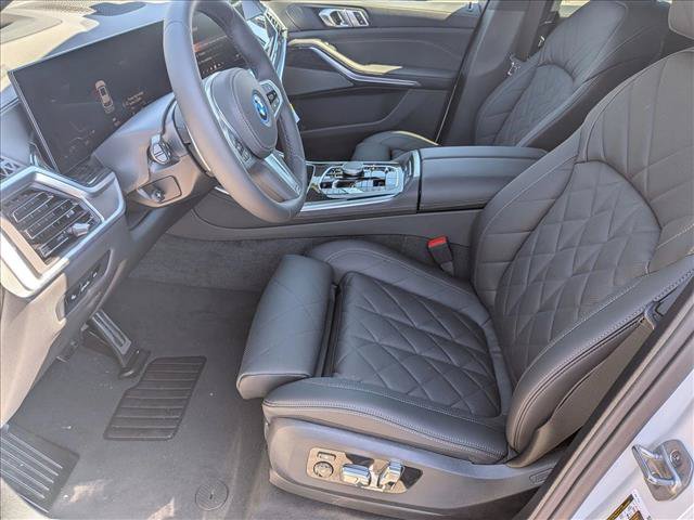 New 2026 BMW X5 xDrive50e w/ M Sport Package AWD/4WD image 4