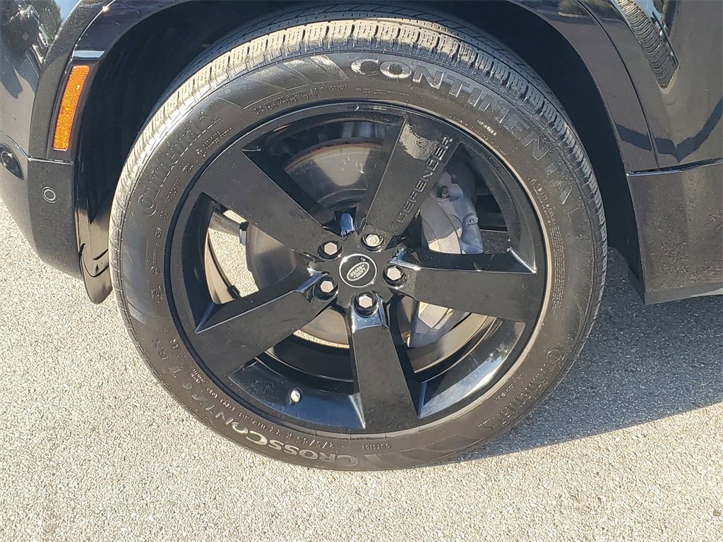 Used 2021 Land Rover Defender 110 X-Dynamic HSE image 11