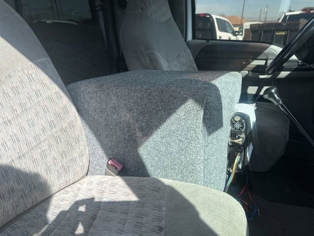 Used 2000 Ford F350 XLT RWD image 8