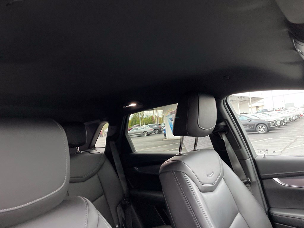 Used 2020 Cadillac XT5 Luxury w/ LPO, Floor Liner Package AWD/4WD image 14