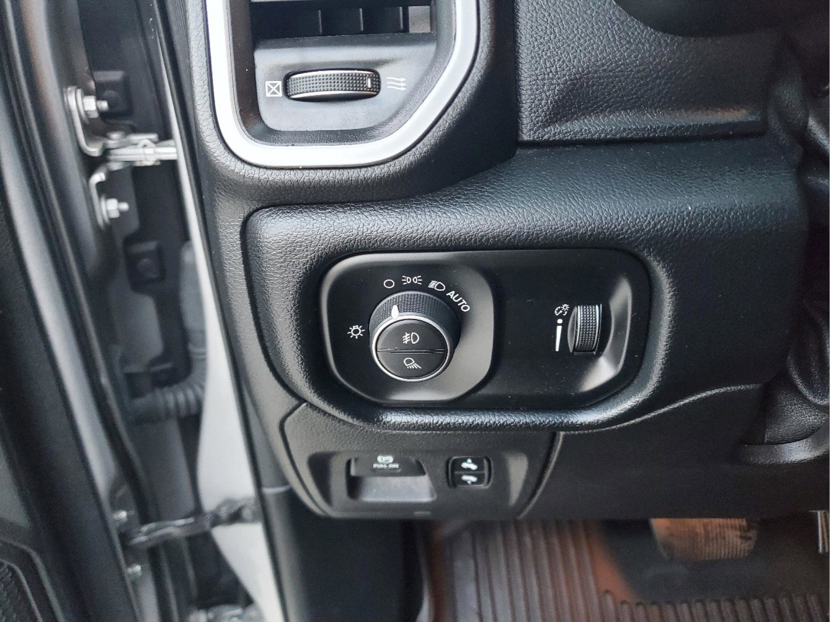 Used 2020 RAM 1500 Big Horn image 29