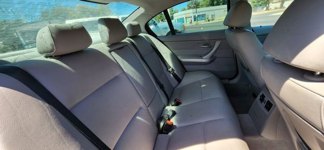 Used 2006 BMW 325i Sedan image 10