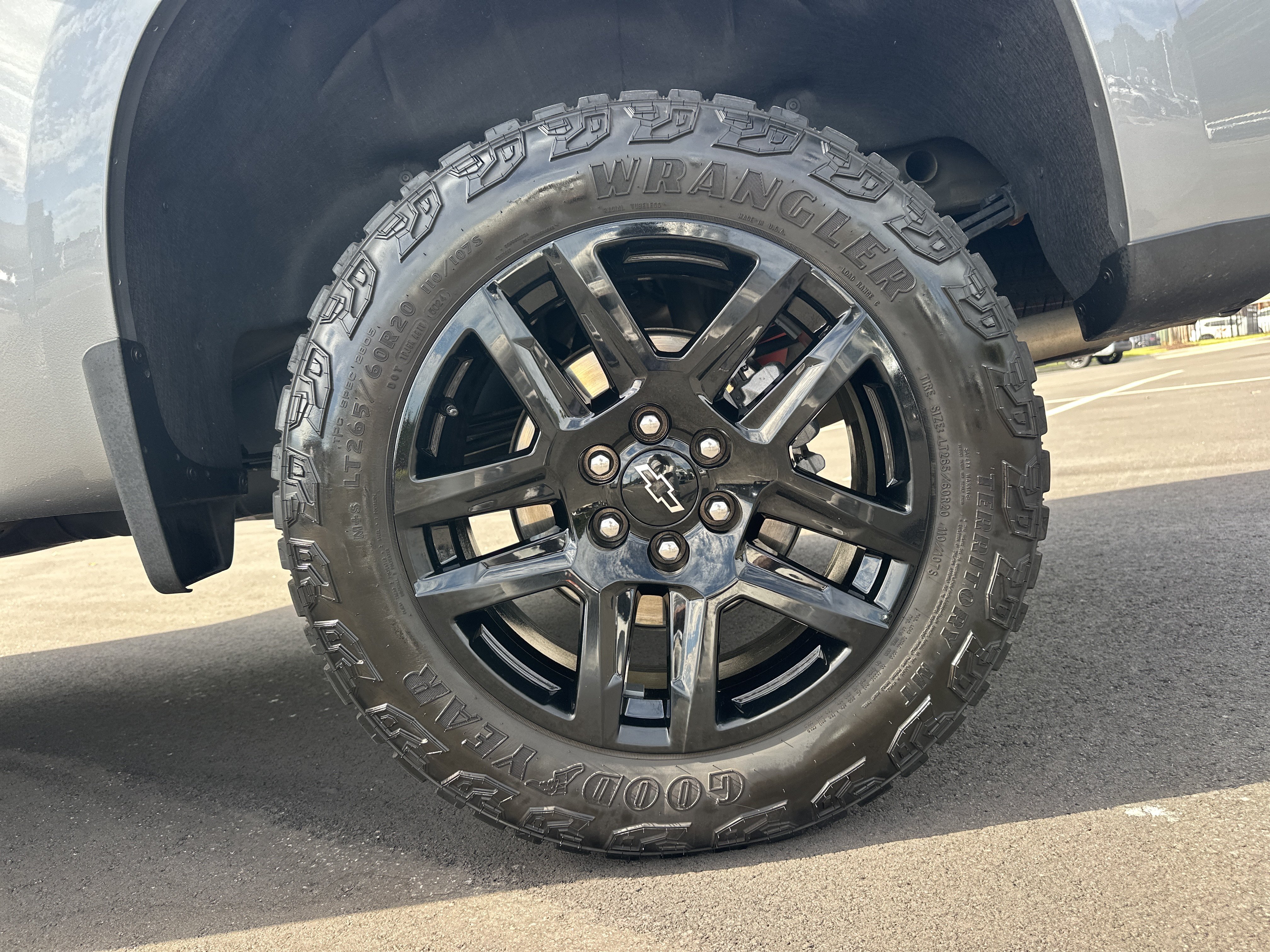 Used 2025 Chevrolet Silverado 1500 Custom Trail Boss AWD/4WD image 19