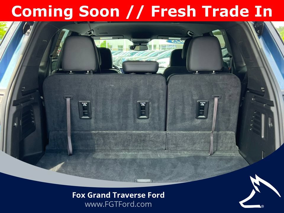 Used 2025 Buick Enclave Preferred AWD/4WD image 32