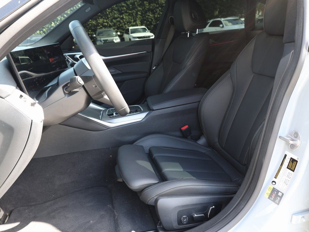 Used 2025 BMW i4 eDrive40 w/ M Sport Package image 16