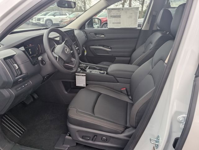 New 2026 Nissan Pathfinder SL image 14