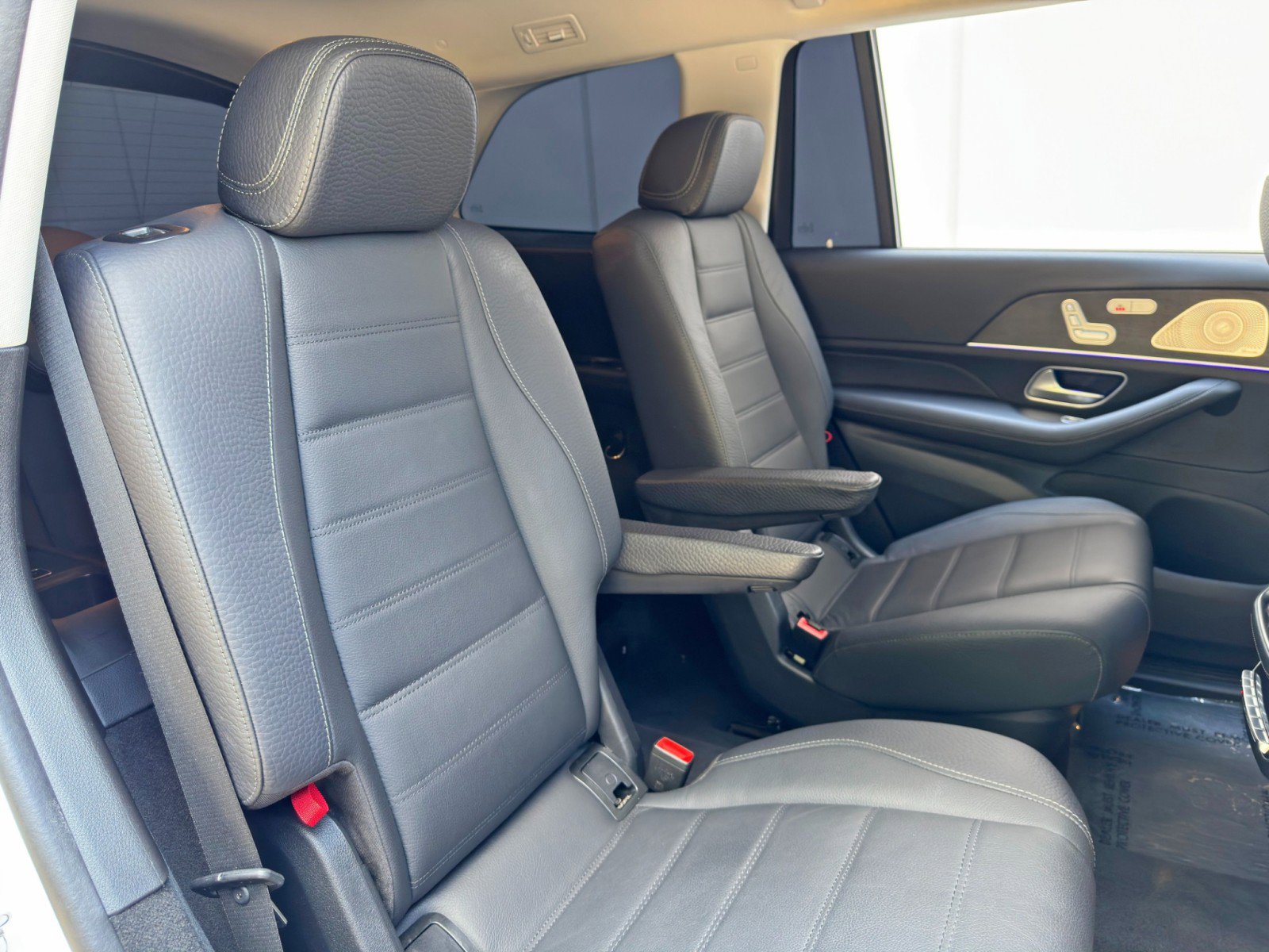 Used 2023 Mercedes-Benz GLS 580 4MATIC image 46