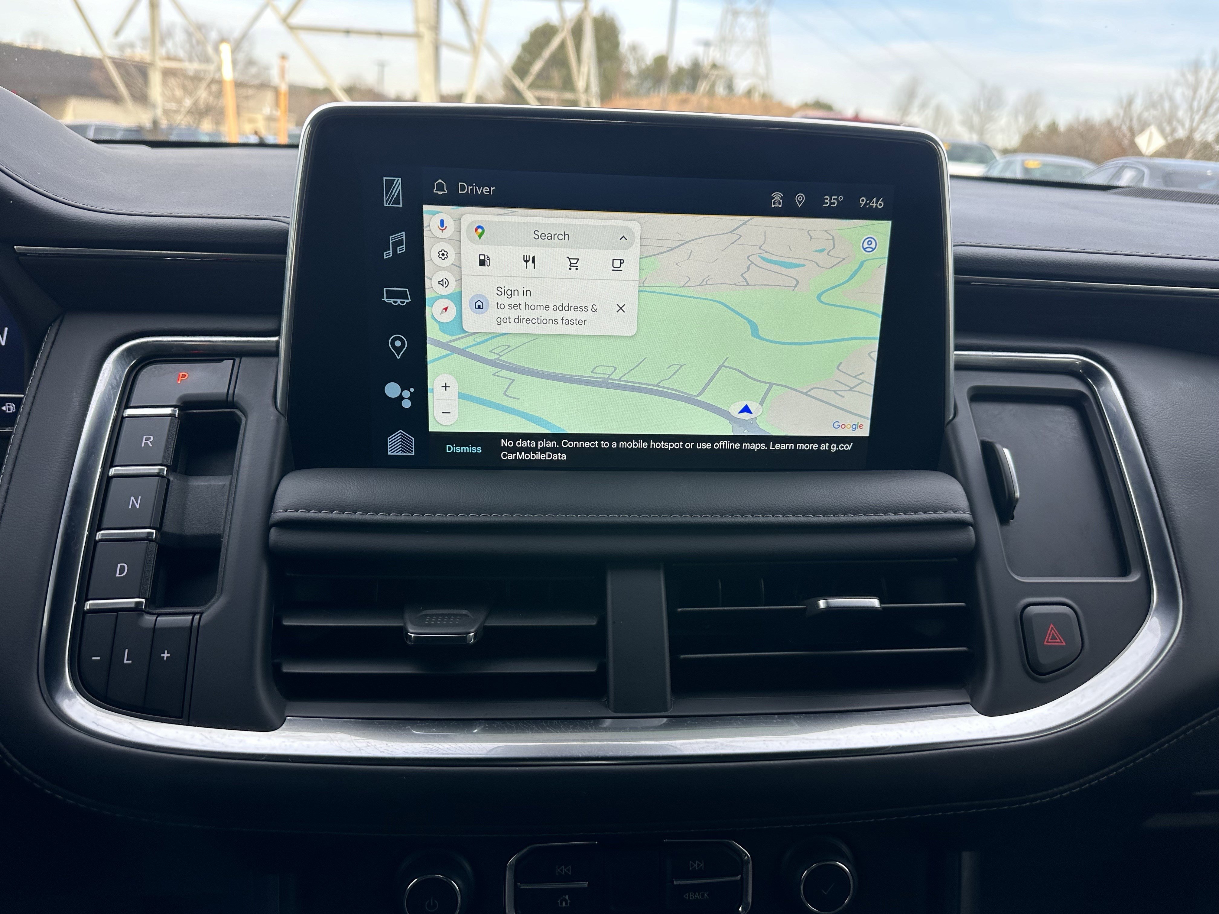 Used 2024 Chevrolet Suburban LT w/ Luxury Package image 32