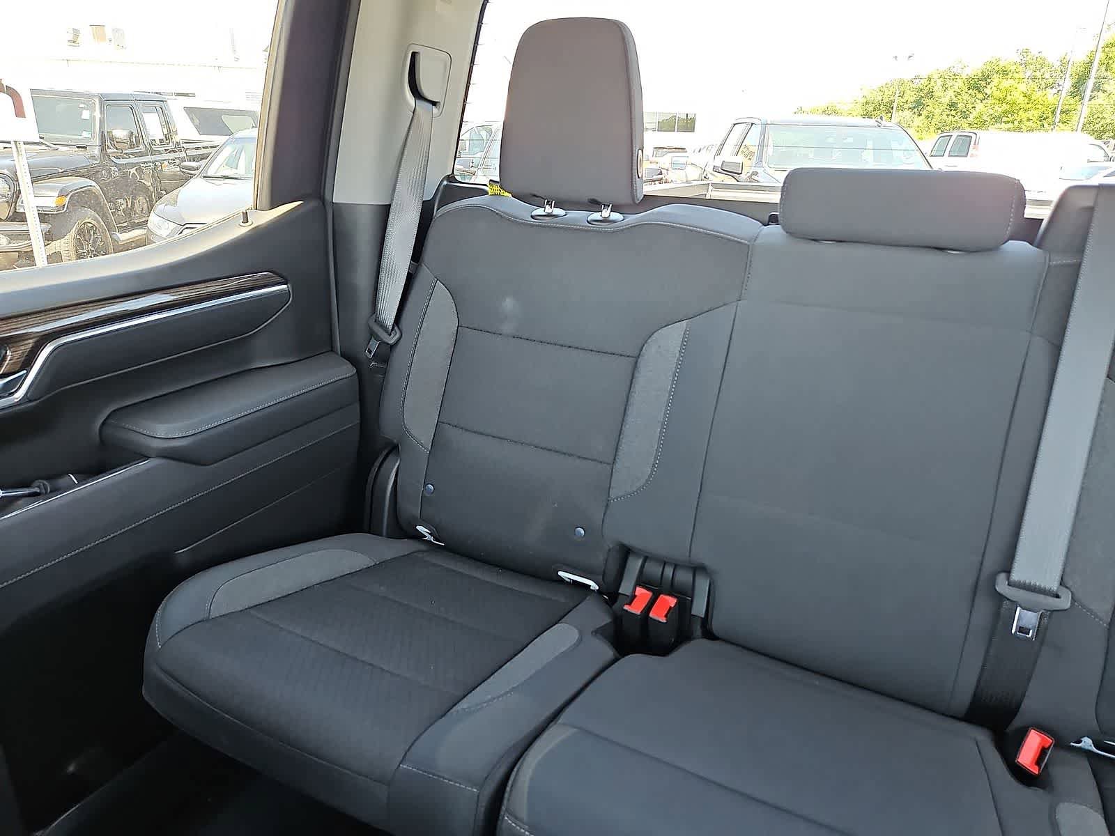 Used 2025 Chevrolet Silverado 1500 LT Trail Boss AWD/4WD image 13