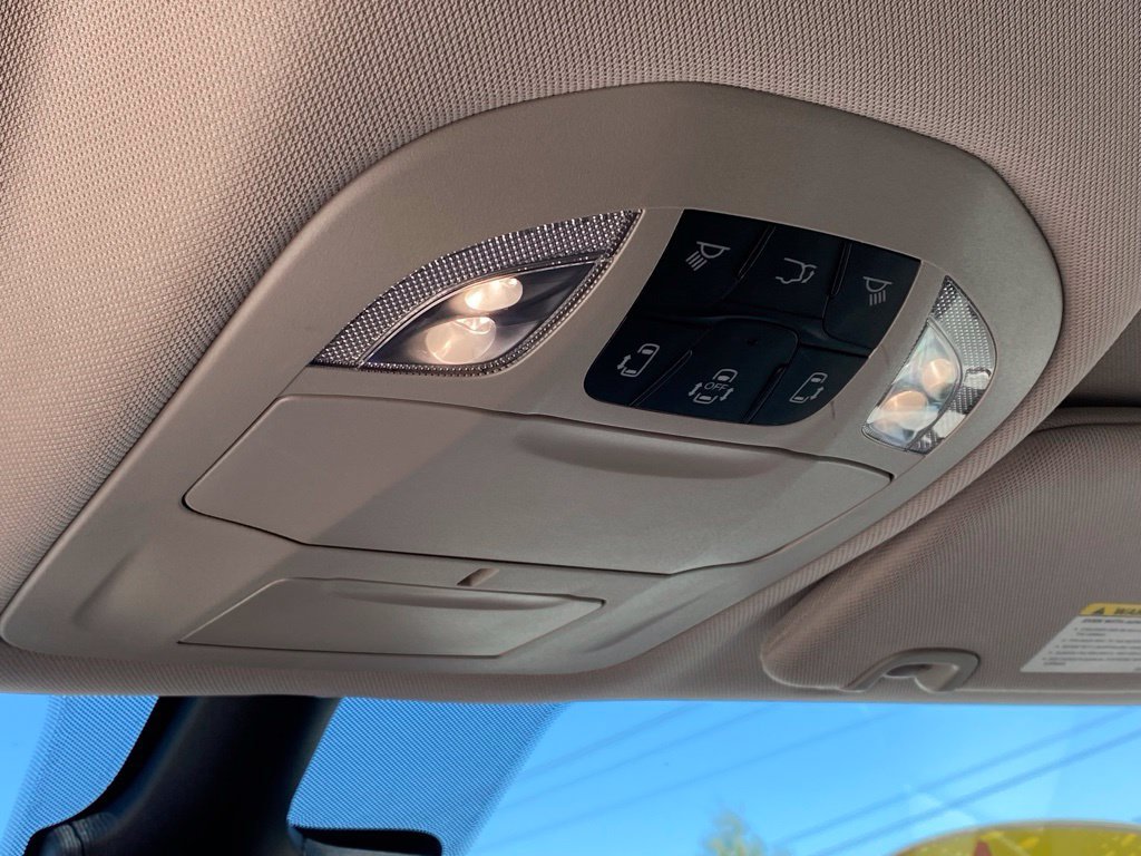 Used 2024 Chrysler Pacifica Touring-L FWD image 20