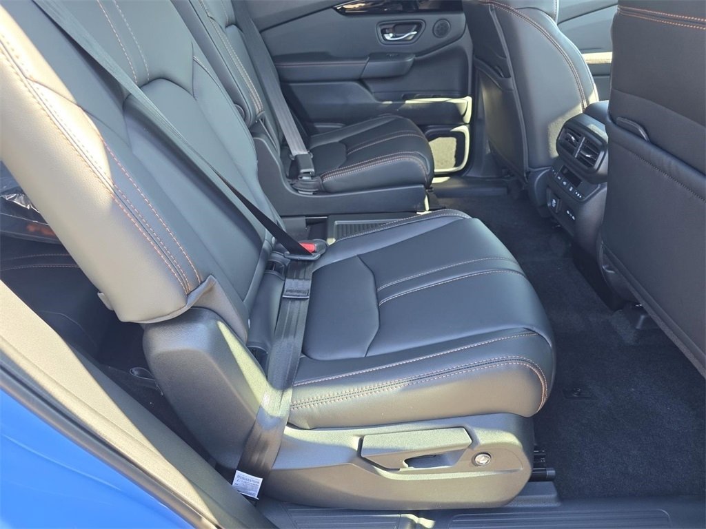 New 2025 Honda Pilot TrailSport image 23