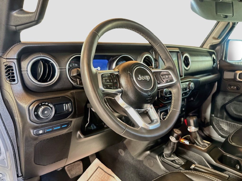 Certified 2023 Jeep Wrangler Unlimited Sahara w/ Cold Weather Group AWD/4WD image 10