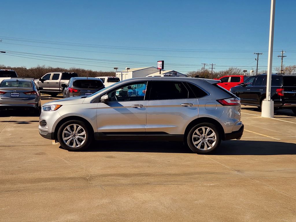 Certified 2024 Ford Edge Titanium image 4