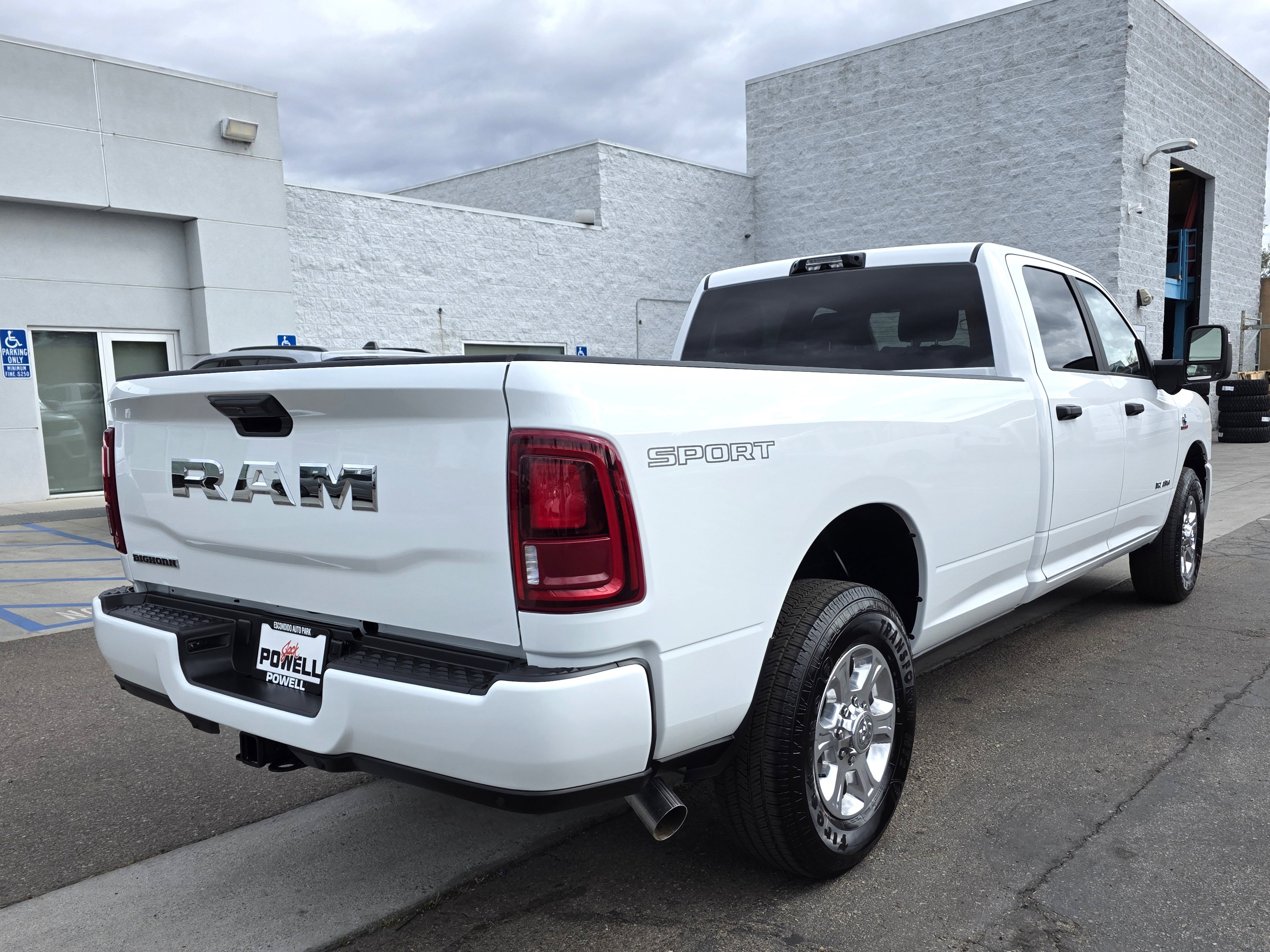 New 2025 RAM 2500 Big Horn image 5