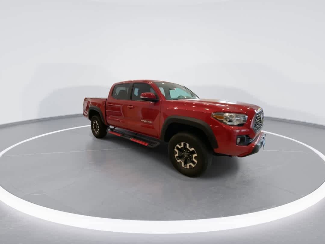Certified 2021 Toyota Tacoma TRD Off-Road w/ Technology Package AWD/4WD image 2