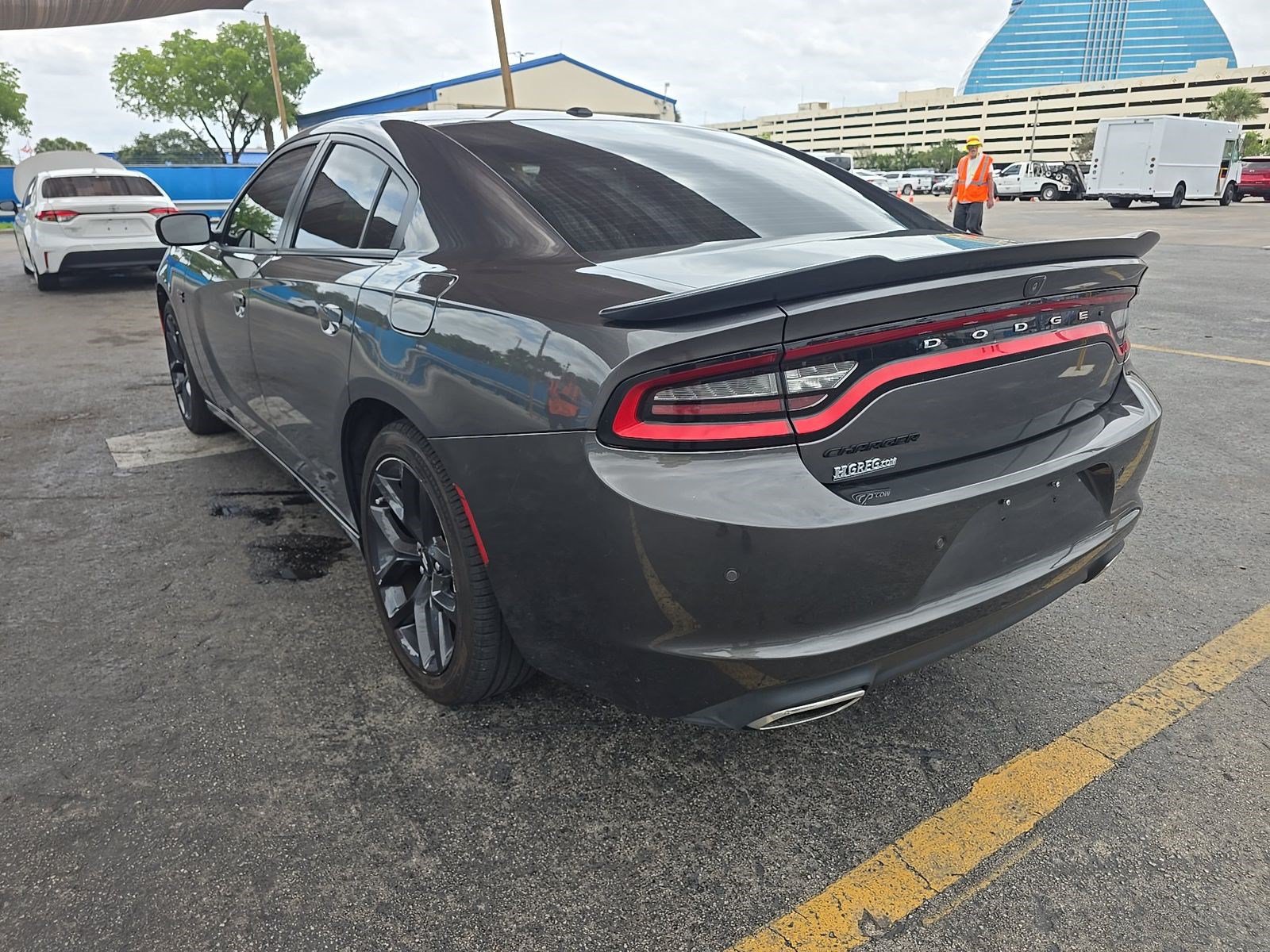 Used 2019 Dodge Charger SXT w/ Plus Group RWD image 8