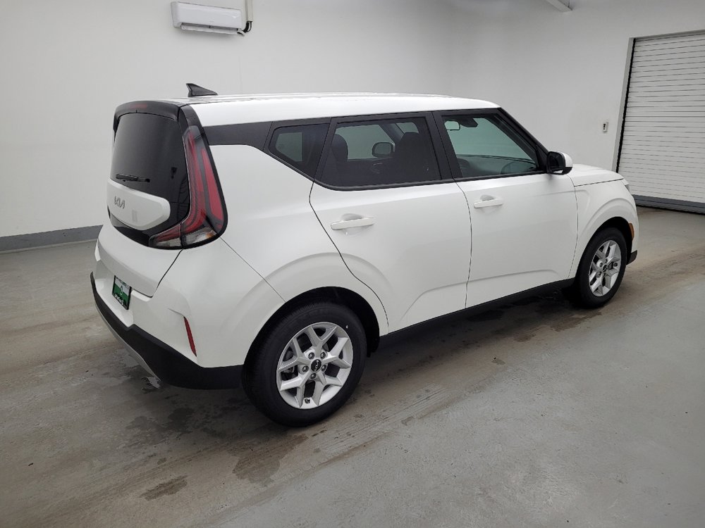 Used 2025 Kia Soul LX w/ LX Technology Package image 10
