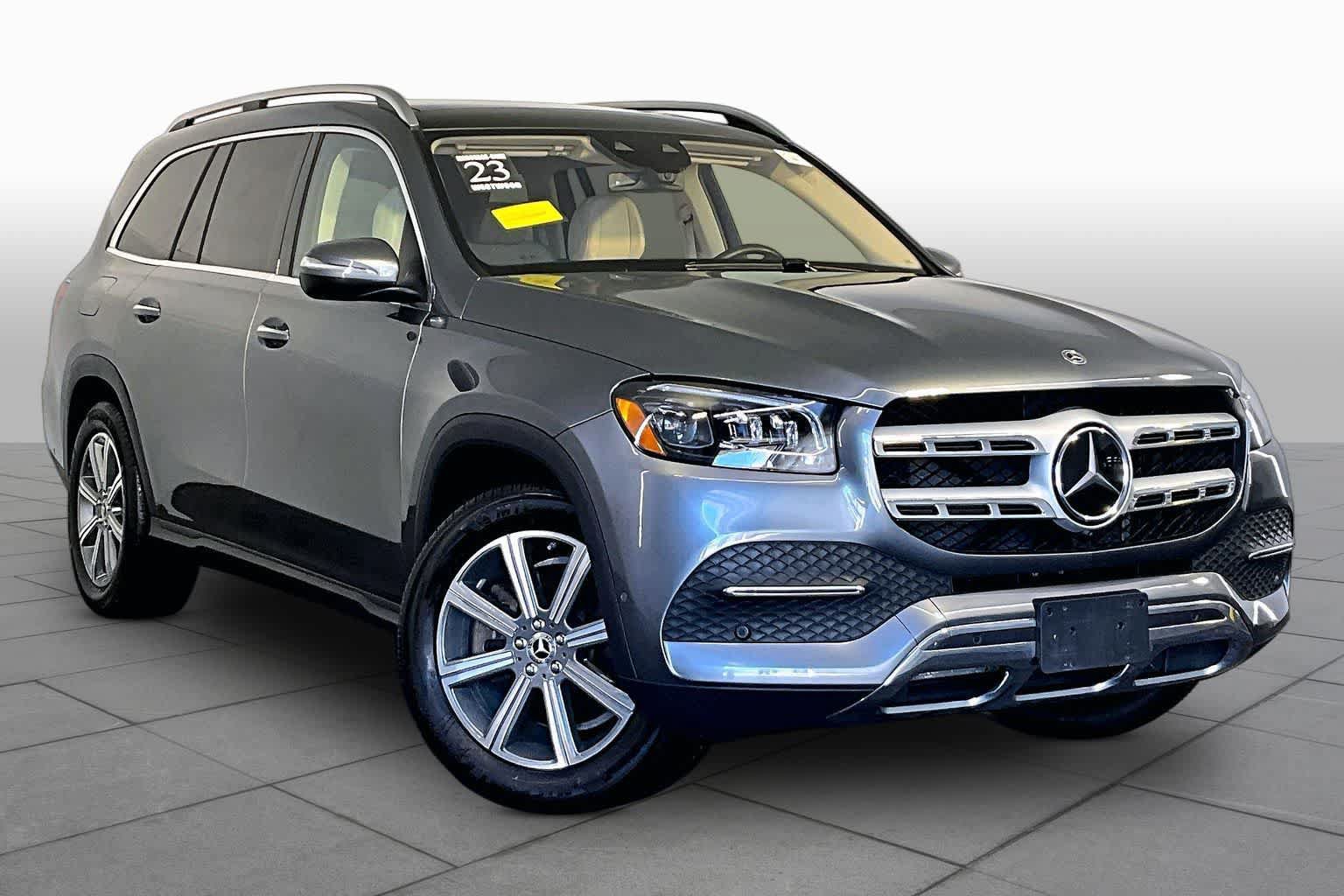 Used 2023 Mercedes-Benz GLS 450 4MATIC image 3