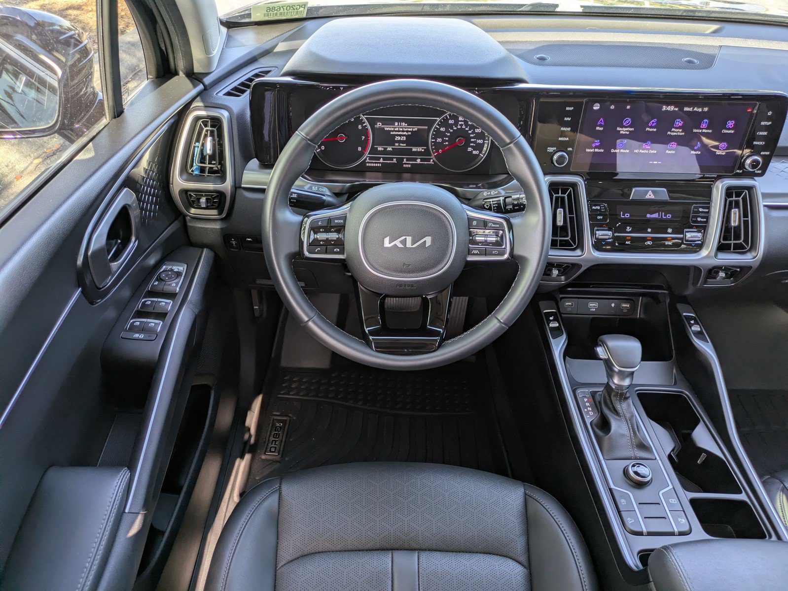 Certified 2023 Kia Sorento S w/ Panoramic Sunroof Package FWD image 13