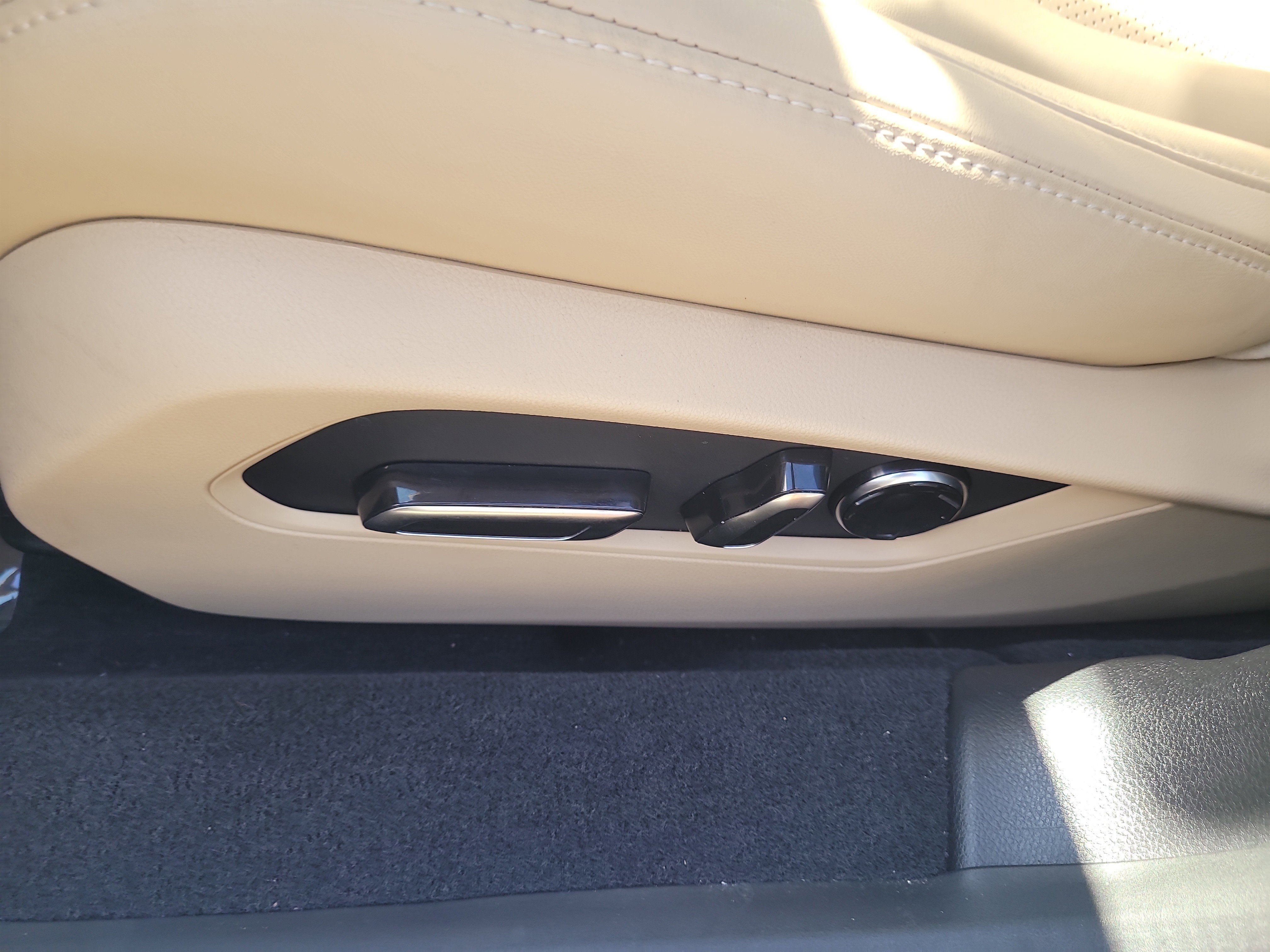 Used 2022 Acura TLX w/ Technology Package FWD image 19