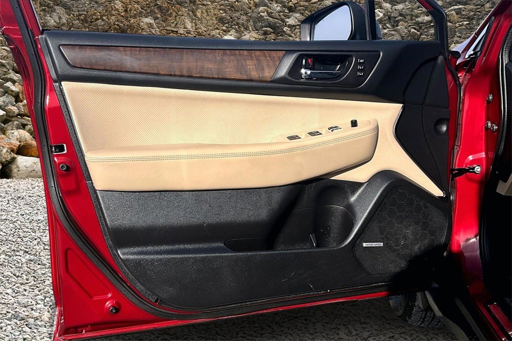 Used 2016 Subaru Outback 2.5i Limited image 21