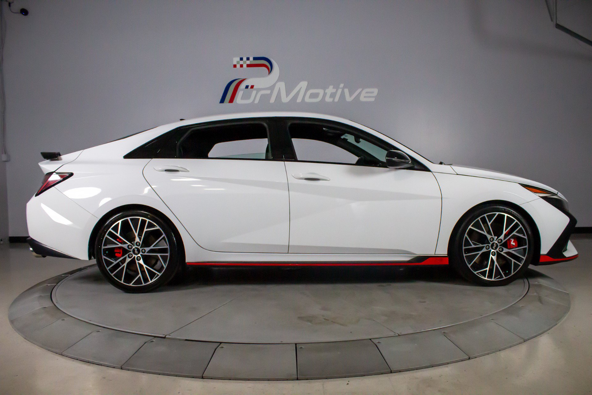Used 2022 Hyundai Elantra N FWD image 12
