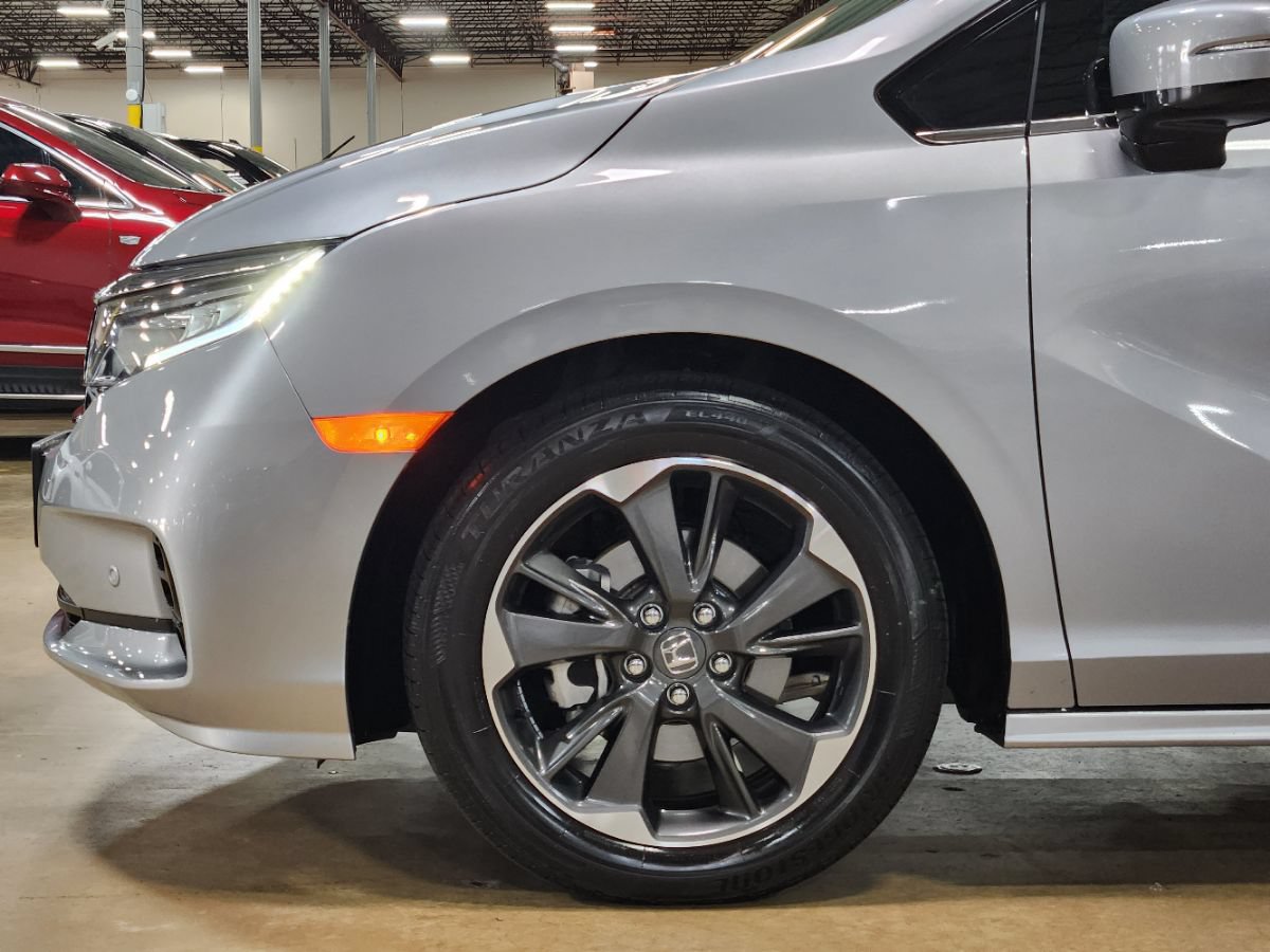 Used 2023 Honda Odyssey Elite image 18